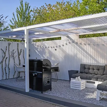 Reetdachhaus De Ole Kaat Ferienhaus